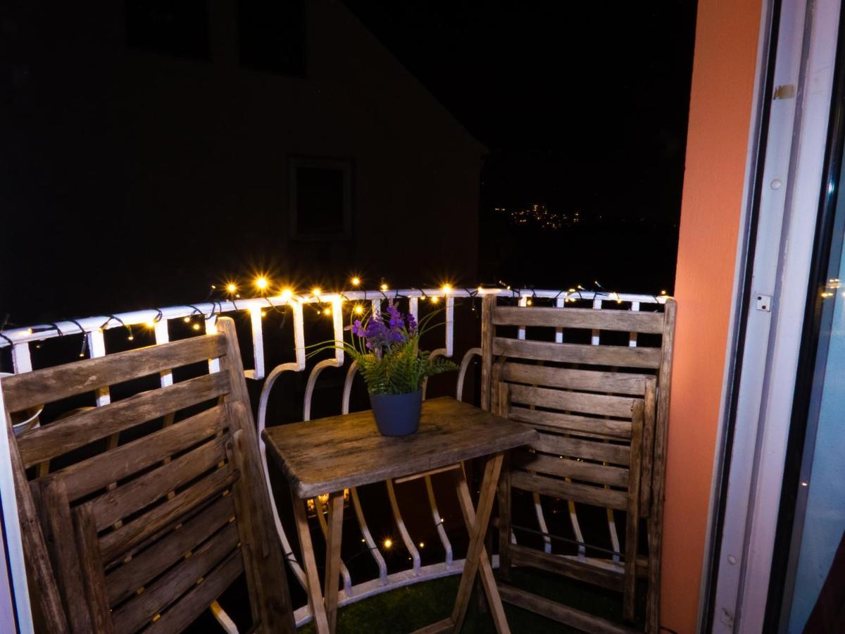 #121 Grosse, Gemuetliche In Remscheid-city Apartment