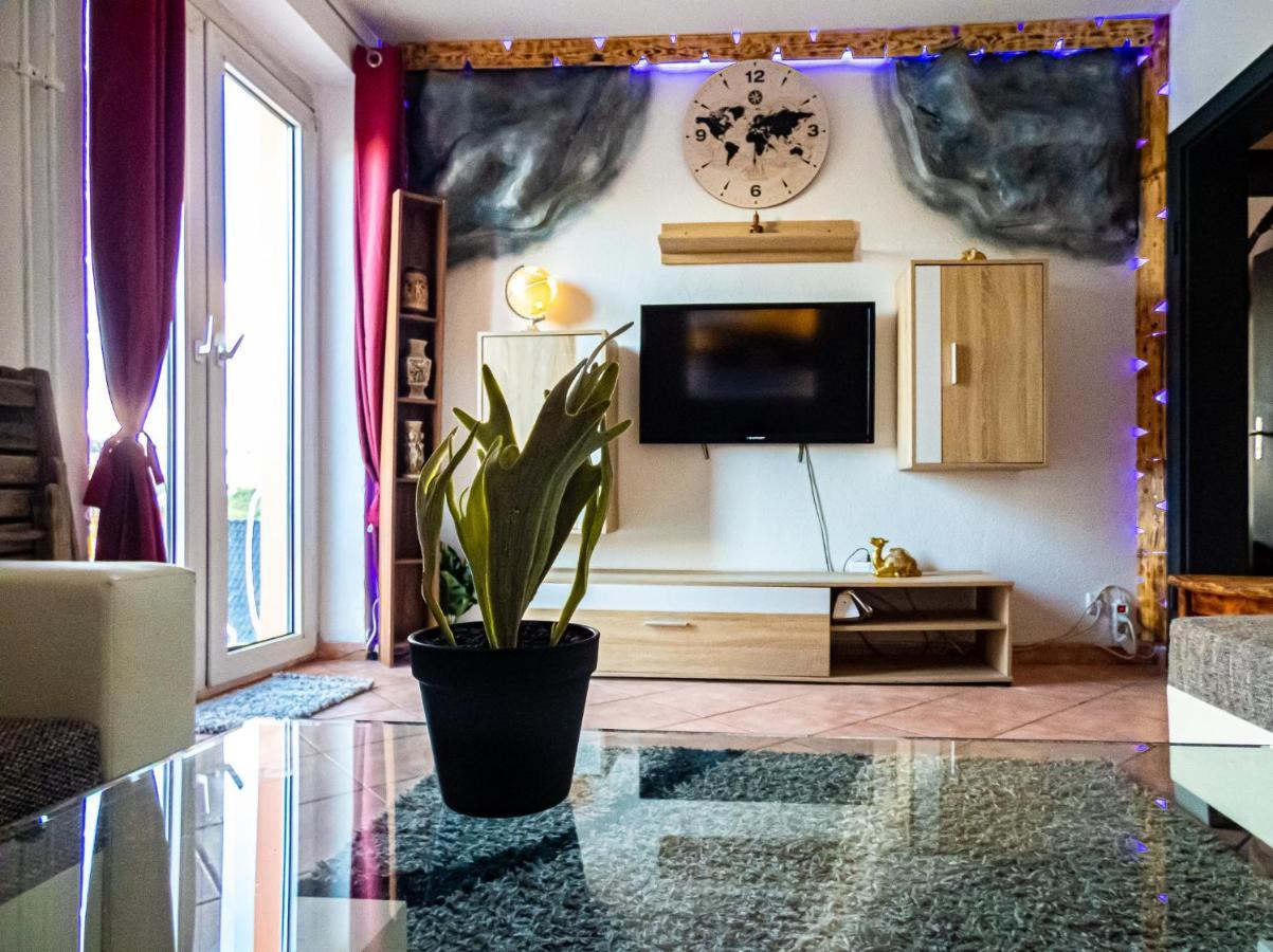 Apartment #121 Grosse, Gemuetliche In Remscheid-city *